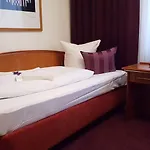 詹卡家庭旅馆 3*