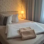 詹卡家庭旅馆 3*