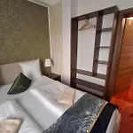 詹卡家庭旅馆 招待所 3*